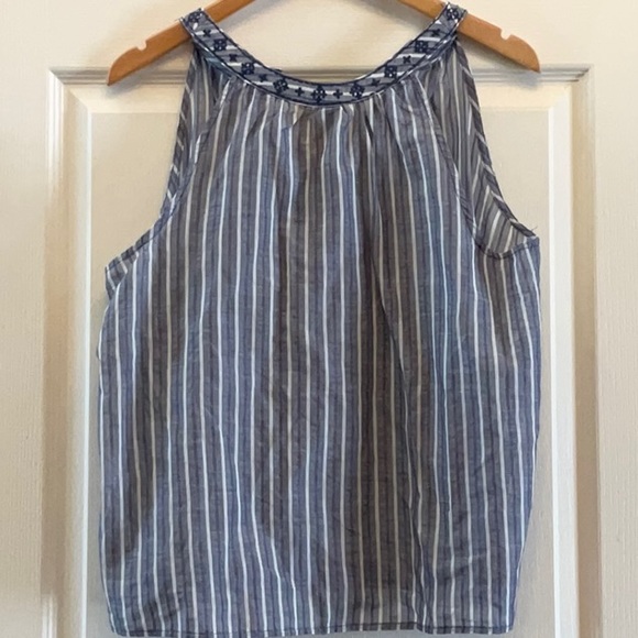 NWT! Universal Thread Tank Top! - Picture 2 of 4